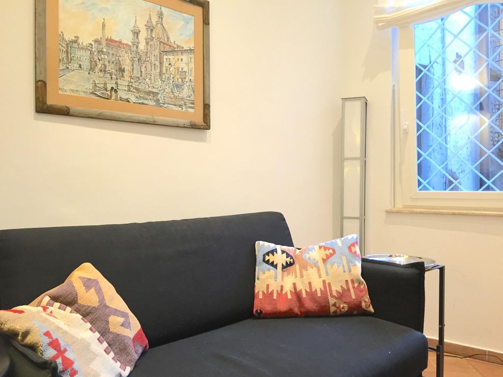 Navona, Old Rome Lodge エクステリア 写真