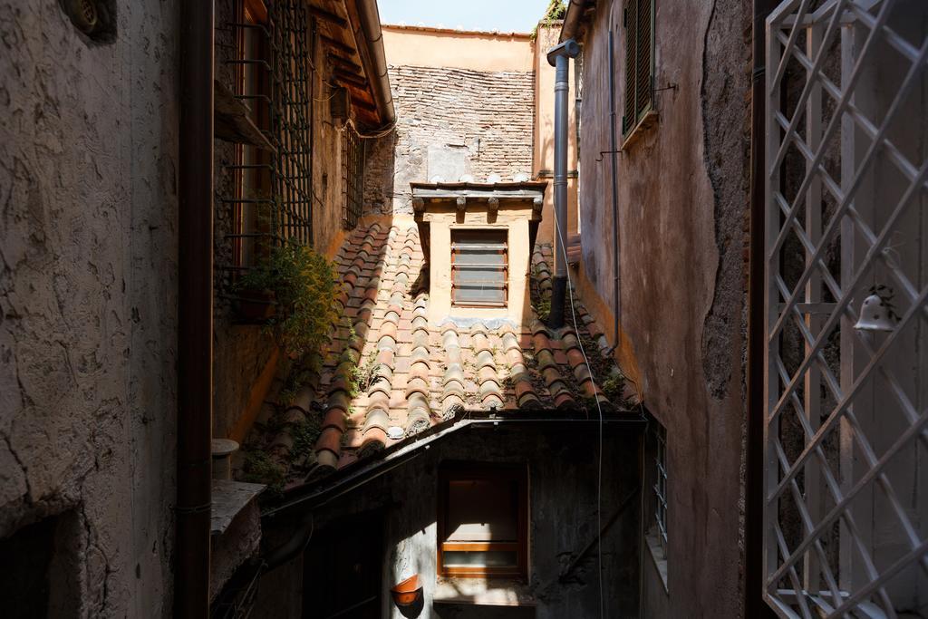 Navona, Old Rome Lodge エクステリア 写真