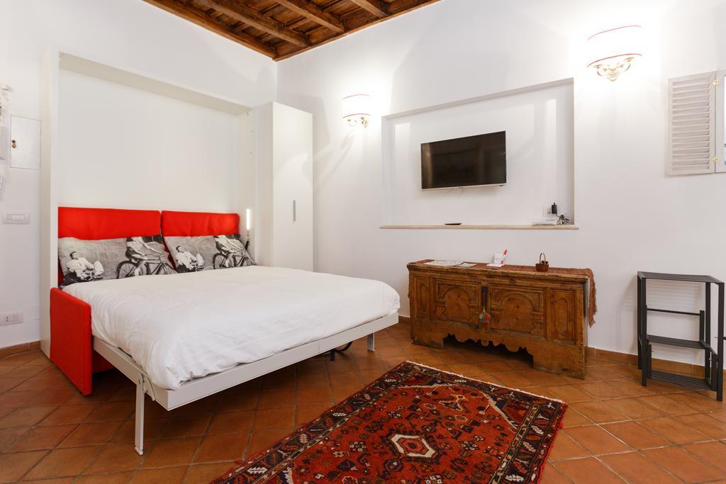Navona, Old Rome Lodge エクステリア 写真